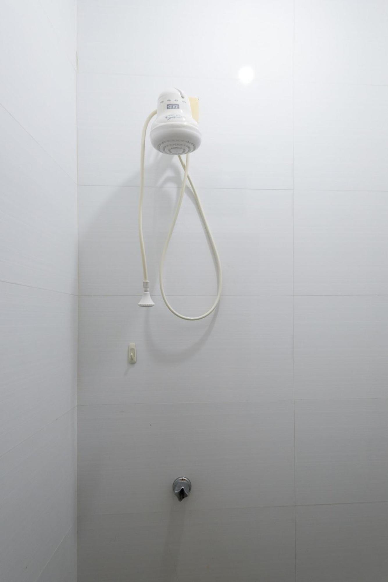 Appartamento E Sala A 450 M Da | Rc 34/506 *